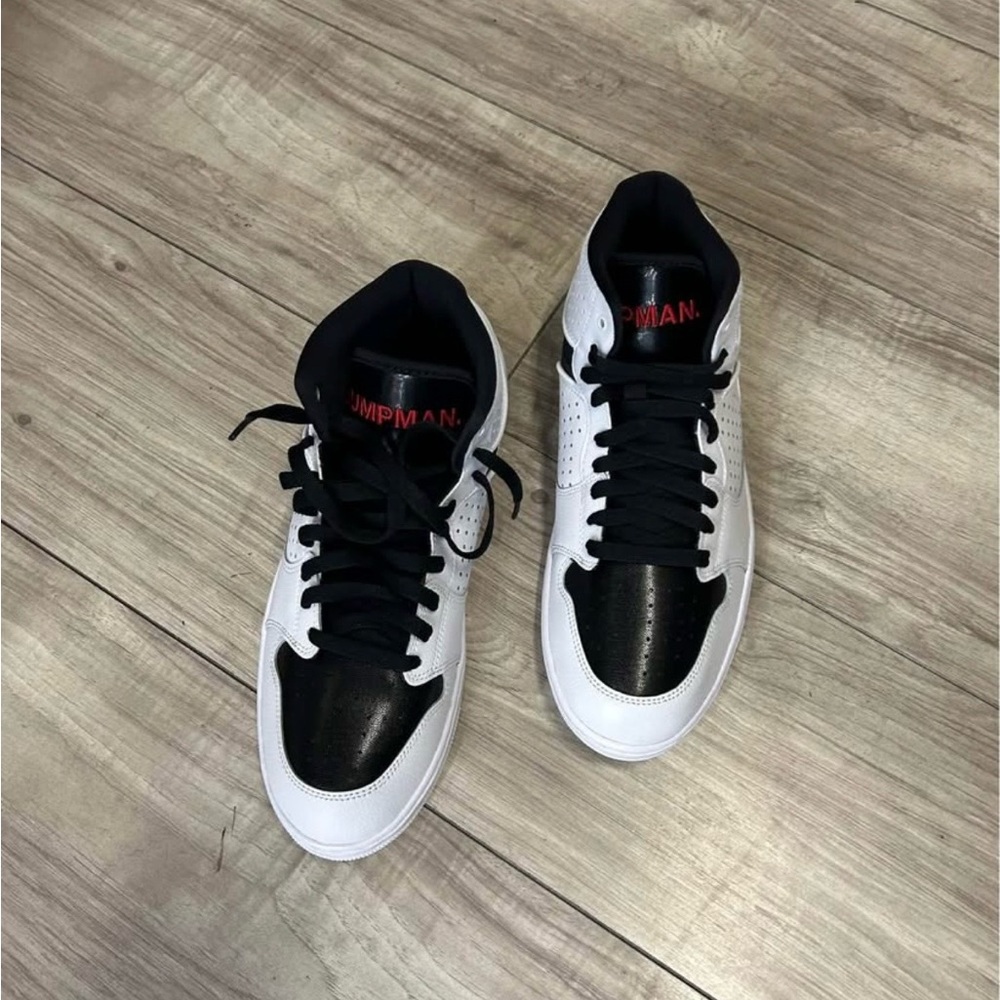 Nike Jordan Men’s Black & White High Top Sneakers
